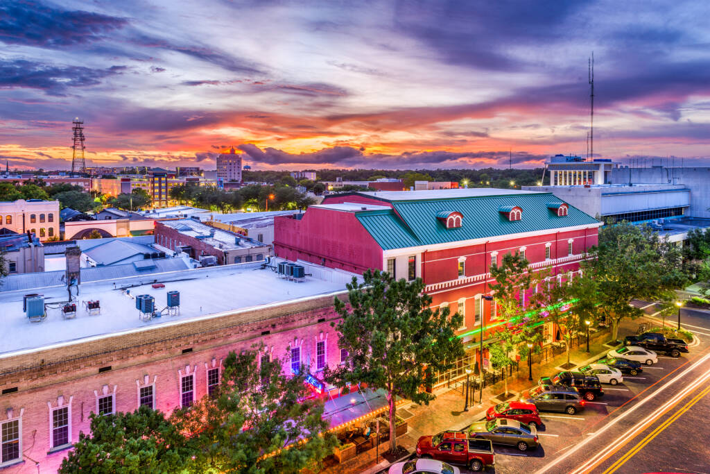 Gainesville, Florida, USA widok na centrum miasta, licencja: shutterstock/By Sean Pavone
