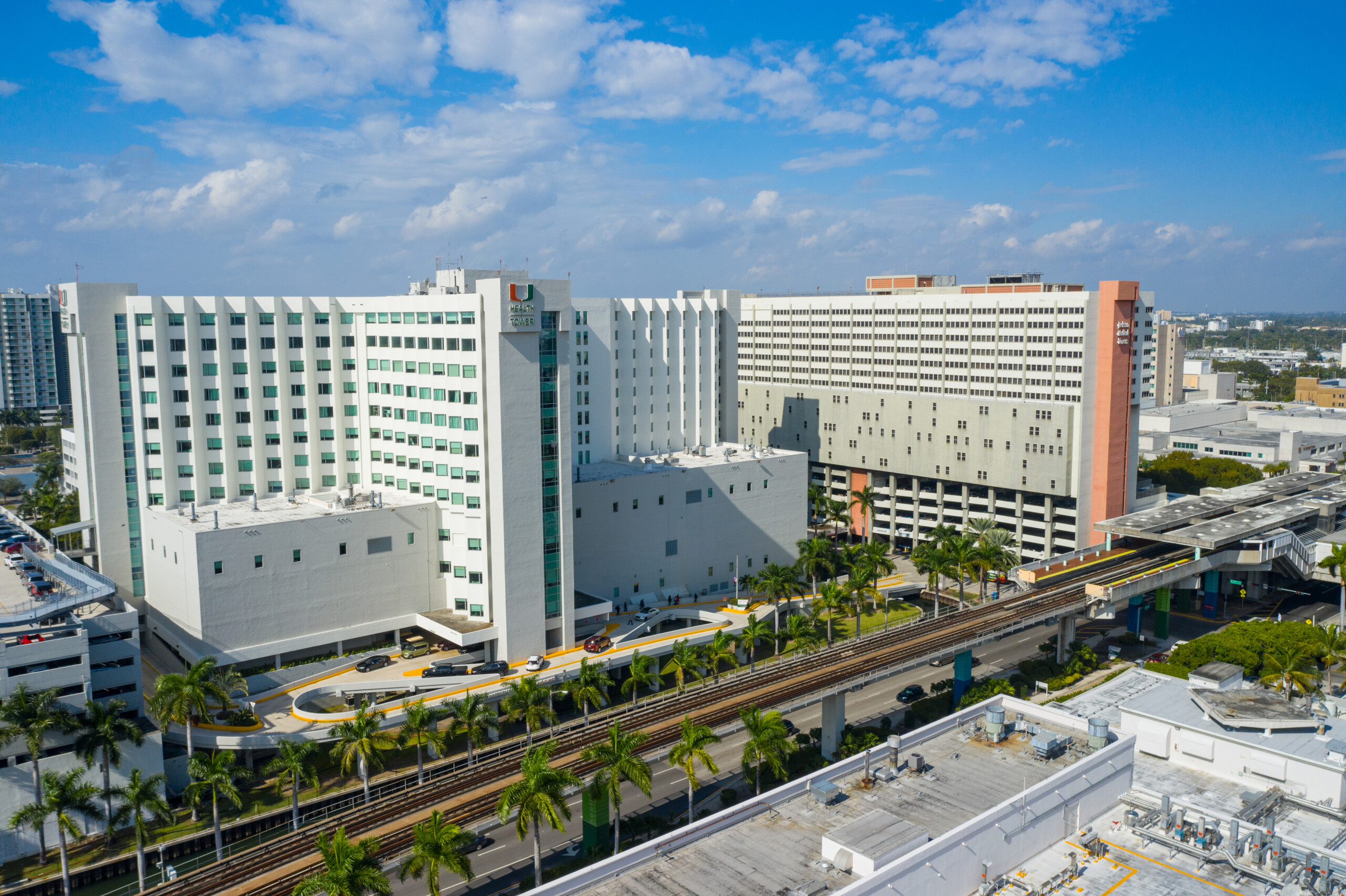 Widok z lotu ptaka na Szpital Memorial Jackson. Miami, USA.